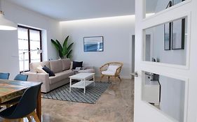 Dos Torres Lórien Edificio de Apartamentos con una ubicación privilegiada en Calle Alfonso I
